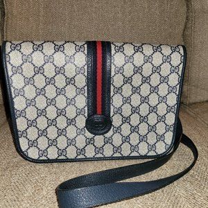 Authentic Preloved Gucci Vintage Should/Crossbody Bag